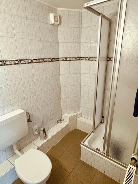 Alter Kornspeicher - Low Budget Zimmer Carolinensiel Exterior photo